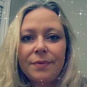 Meet your Posher, Deanna